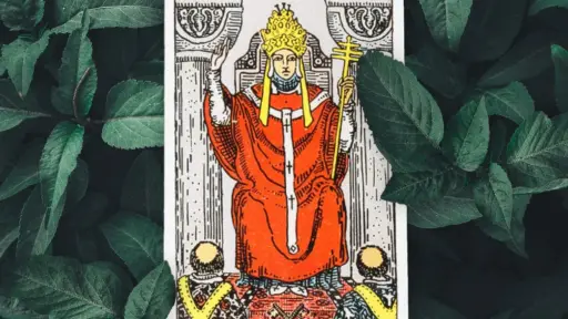 El Sumo Sacerdote, El Papa, El Hierofante. Arcano V del Tarot