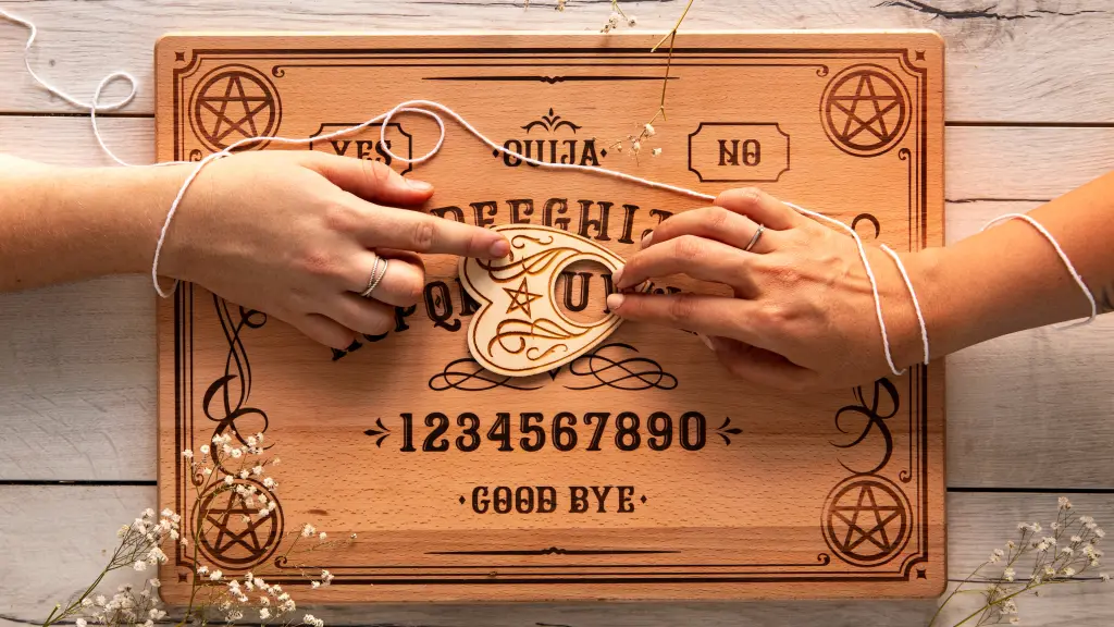 Tablero Ouija-Sesión de espiritismo