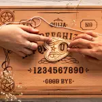 Tablero Ouija-Sesión de espiritismo