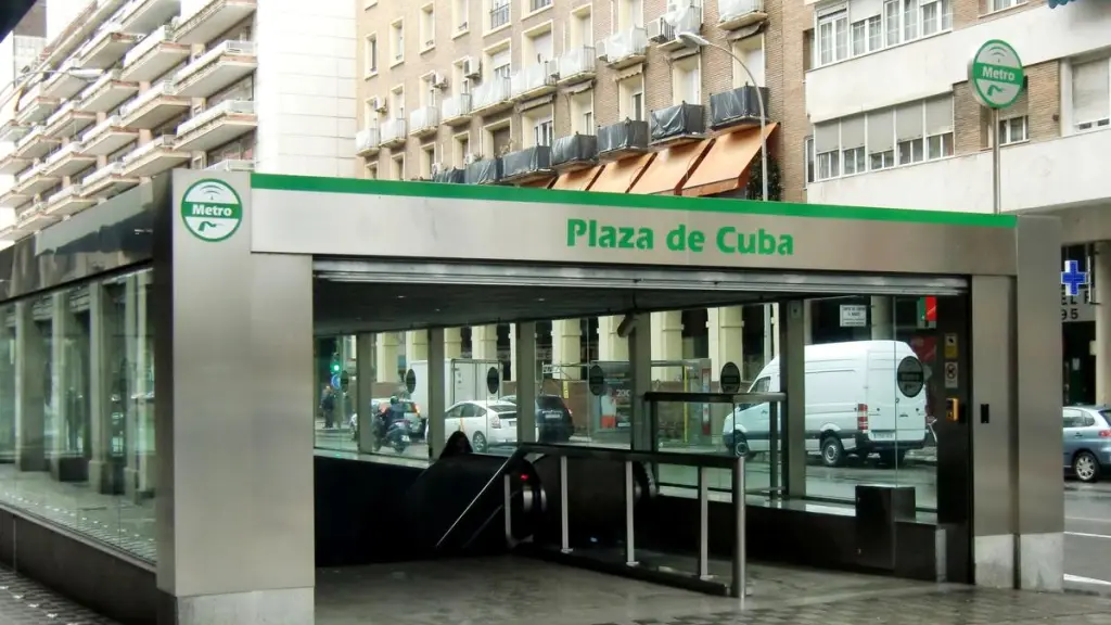 Estación Plaza de Cuba, Metro de Sevilla, España